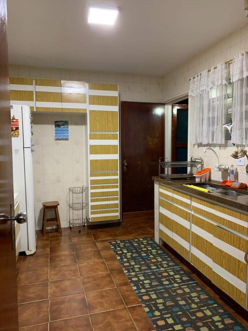 4 Suites, Ar Cond Tv, Internet, Piscina,150 Mts Praia! Aceitamos Pet! غوارويا المظهر الخارجي الصورة